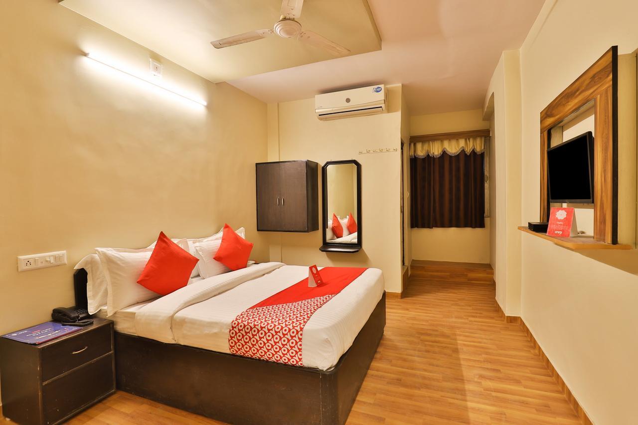 אחמדאבאד Oyo 11427 Hotel Kalyan מראה חיצוני תמונה